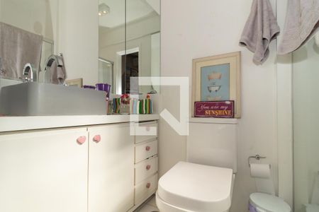 Casa de condomínio à venda com 171m², 2 quartos e 4 vagasBanheiro da Suíte 2