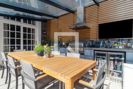 Casa de condomínio à venda com 171m², 2 quartos e 4 vagasÁrea externa