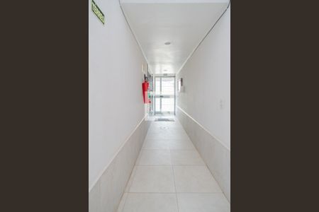 Entrada de kitnet/studio para alugar com 1 quarto, 30m² em Cristal, Porto Alegre