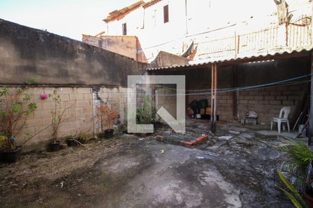 Casa à venda com 141m², 2 quartos e 2 vagasQuintal