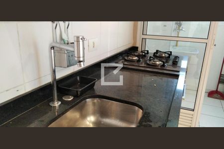 Apartamento para alugar com 62m², 2 quartos e 1 vagaDetalhe da cozinha
