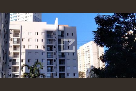 Apartamento para alugar com 62m², 2 quartos e 1 vagaFachada