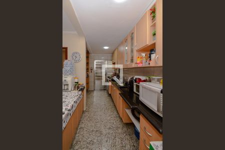 Casa à venda com 230m², 5 quartos e 2 vagasCozinha