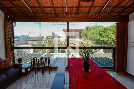 Casa à venda com 230m², 5 quartos e 2 vagasÁrea gourmet