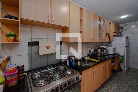 Casa à venda com 230m², 5 quartos e 2 vagasCozinha - Armários