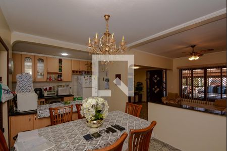 Casa à venda com 230m², 5 quartos e 2 vagasCopa