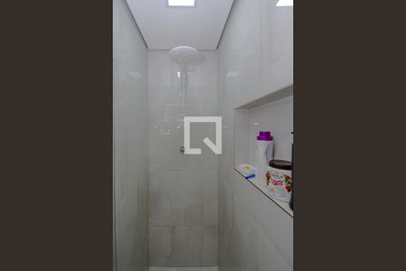 Casa à venda com 230m², 5 quartos e 2 vagasBanheiro da Suíte