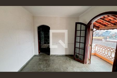 Casa à venda com 223m², 3 quartos e 4 vagasSuite 