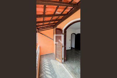 Casa à venda com 223m², 3 quartos e 4 vagasVaranda Suíte