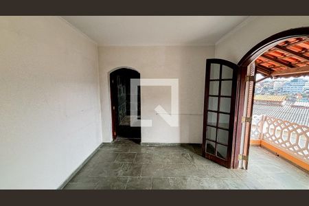 Casa à venda com 223m², 3 quartos e 4 vagasSuite 