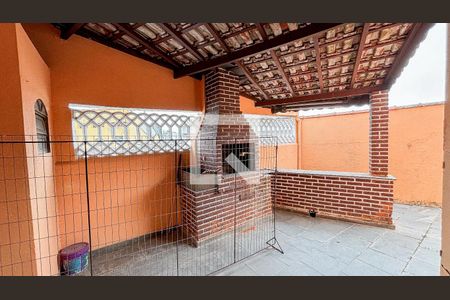 Casa à venda com 223m², 3 quartos e 4 vagasQuintal - Churrasqueira 