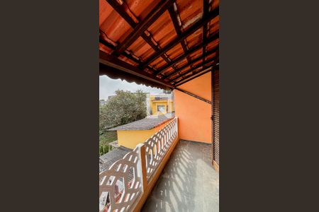 Casa à venda com 223m², 3 quartos e 4 vagasVaranda Suíte