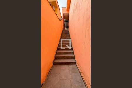 Casa à venda com 223m², 3 quartos e 4 vagasEscada - Quintal