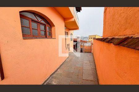 Casa à venda com 223m², 3 quartos e 4 vagasQuintal