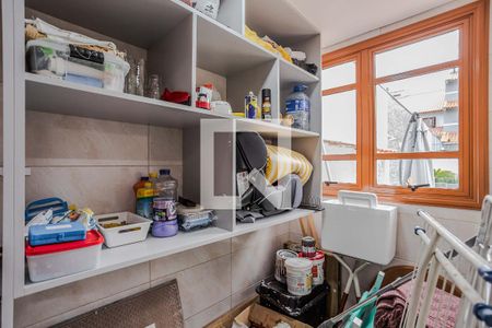 Casa à venda com 187m², 3 quartos e 3 vagas Casa à venda com 187m², 3 quartos e 3 vagasÁrea de Serviço