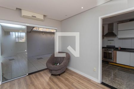 Sala  de casa de condomínio para alugar com 3 quartos, 134m² em Parque Santo Antonio, São Bernardo do Campo