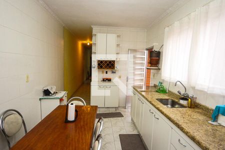 Casa à venda com 211m², 3 quartos e 4 vagasCozinha