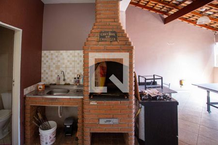 Casa à venda com 252m², 3 quartos e 3 vagasChurrasqueira