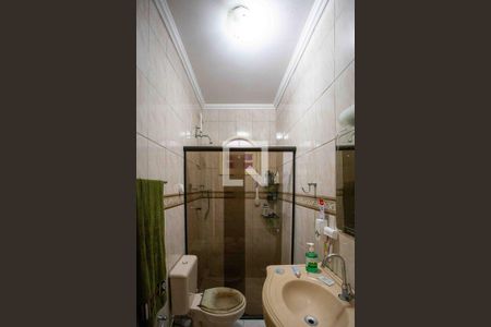 Casa à venda com 252m², 3 quartos e 3 vagasBanheiro 2