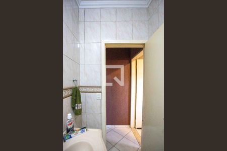 Casa à venda com 252m², 3 quartos e 3 vagasBanheiro 2