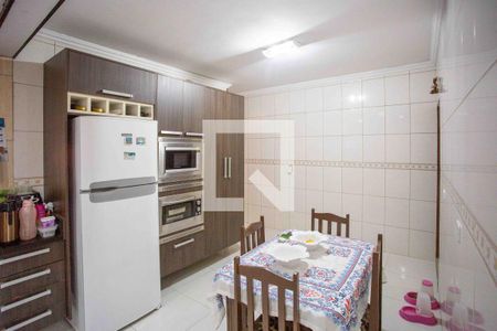 Casa à venda com 252m², 3 quartos e 3 vagasCozinha