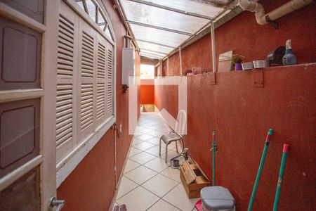 Casa à venda com 252m², 3 quartos e 3 vagasCorredor