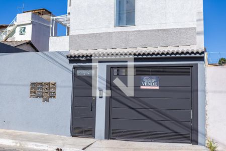 Apartamento à venda com 60m², 2 quartos e 1 vagaFachada