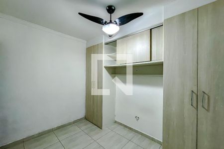 Quarto de casa para alugar com 1 quarto, 40m² em Vila Bertioga, São Paulo
