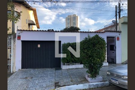 Casa à venda com 240m², 3 quartos e 4 vagasFachada
