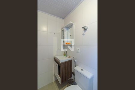 Casa à venda com 240m², 3 quartos e 4 vagasBanheiro da Suíte 2