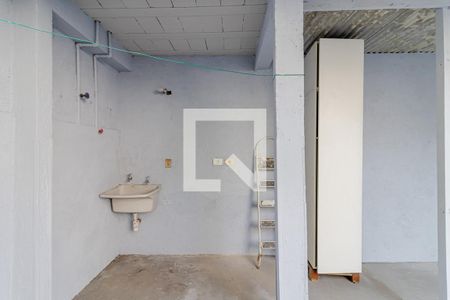 Área de Serviço de casa à venda com 3 quartos, 140m² em Jardim Santa Emília, São Paulo