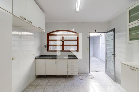 Cozinha de casa à venda com 3 quartos, 140m² em Jardim Santa Emília, São Paulo