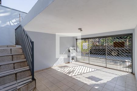 Garagem de casa à venda com 3 quartos, 140m² em Jardim Santa Emília, São Paulo