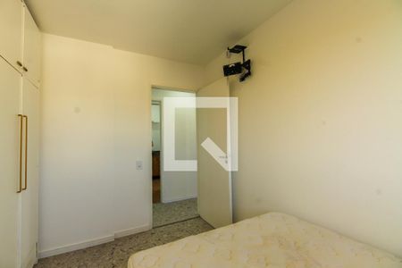 Quarto 1 de apartamento para alugar com 2 quartos, 55m² em Vila Carrão, São Paulo