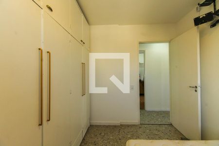 Quarto 1 de apartamento para alugar com 2 quartos, 55m² em Vila Carrão, São Paulo