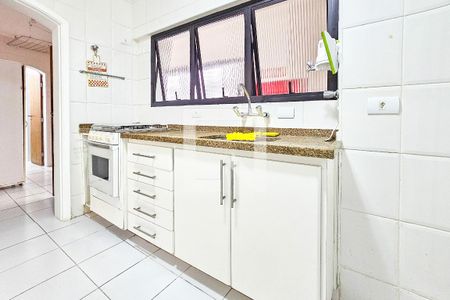 Apartamento para alugar com 118m², 3 quartos e 2 vagasCozinha