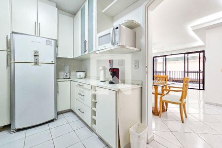 Apartamento para alugar com 118m², 3 quartos e 2 vagasCozinha