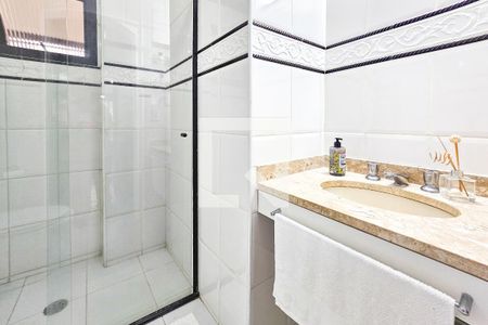 Apartamento para alugar com 118m², 3 quartos e 2 vagasBanheiro da Suíte