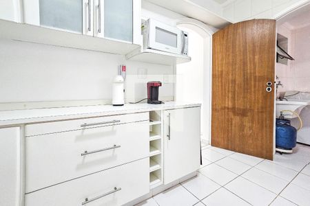 Apartamento para alugar com 118m², 3 quartos e 2 vagasCozinha