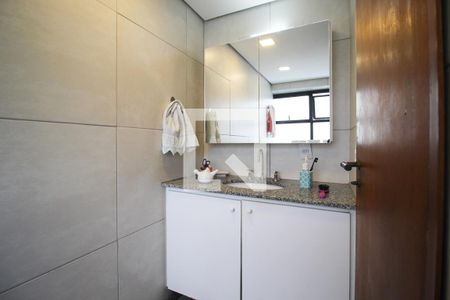 Apartamento à venda com 149m², 4 quartos e 2 vagasBanheiro da Suíte