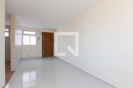 Sala de apartamento para alugar com 2 quartos, 55m² em Conjunto Residencial José Bonifácio, São Paulo