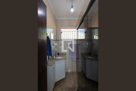 Casa para alugar com 146m², 3 quartos e 4 vagas Casa para alugar com 146m², 3 quartos e 4 vagasBanheiro