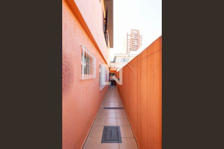 Casa para alugar com 146m², 3 quartos e 4 vagas Casa para alugar com 146m², 3 quartos e 4 vagasCorredor