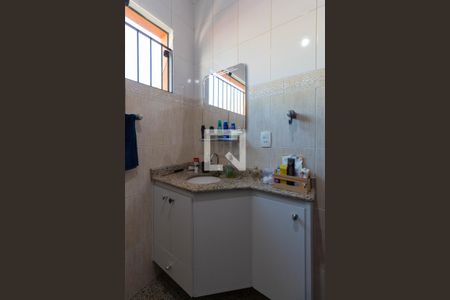 Casa para alugar com 146m², 3 quartos e 4 vagas Casa para alugar com 146m², 3 quartos e 4 vagasBanheiro da Suíte
