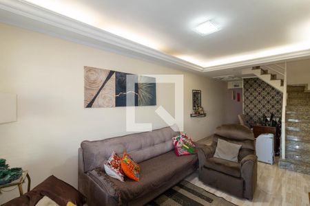 Sala de casa para alugar com 3 quartos, 146m² em Jardim Textil, São Paulo