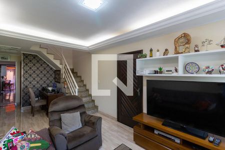 Sala de casa para alugar com 3 quartos, 146m² em Jardim Textil, São Paulo