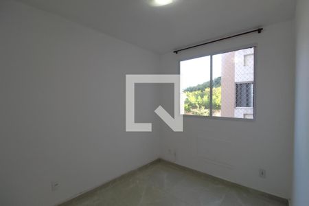 Quarto 2 de apartamento para alugar com 2 quartos, 45m² em Pechincha, Rio de Janeiro