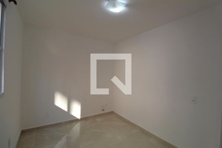 Quarto 1 de apartamento para alugar com 2 quartos, 45m² em Pechincha, Rio de Janeiro