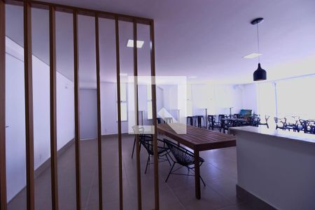 Apartamento para alugar com 43m², 2 quartos e sem vaga Apartamento para alugar com 43m², 2 quartos e sem vagaÁrea comum - Salão de festas