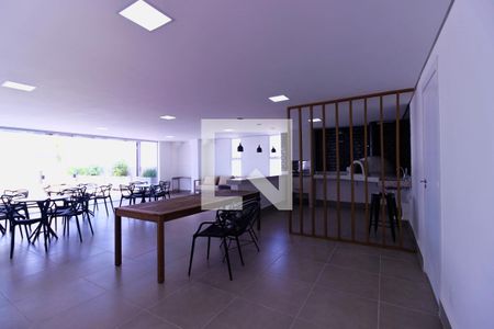 Apartamento para alugar com 43m², 2 quartos e sem vaga Apartamento para alugar com 43m², 2 quartos e sem vagaÁrea comum - Salão de festas